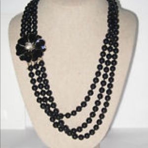 Stella & Dot Flower and Jeweled Bee Necklace!